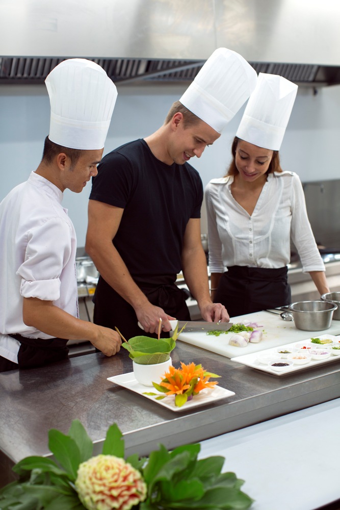 content/hotel/Loama Hotels and Resorts/Activities/Loama-Activities-CookingClass-01.jpg